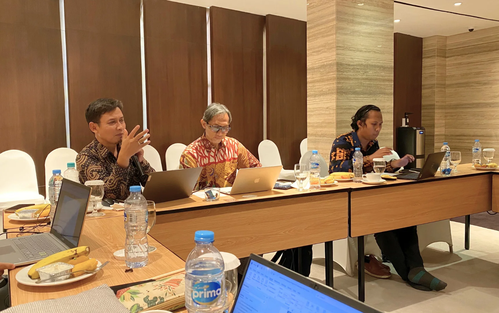 Efforts to Improve Financial Independence of Public Hospitals: Recommendations for Policy Improvement